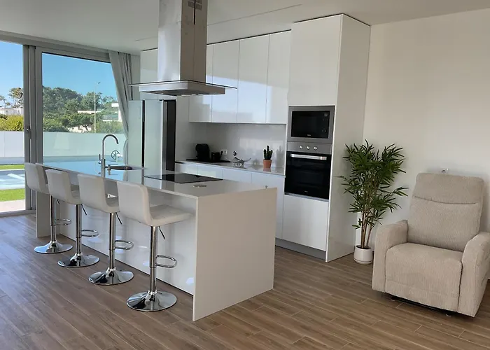 Villa Golden Coast - Pedra Do Ouro, 15km Da Nazaré *