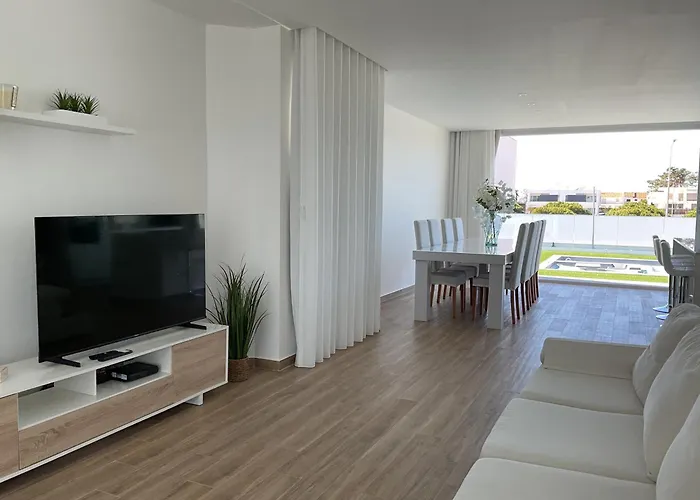 Golden Coast - Pedra Do Ouro, 15km Da Nazaré Villa