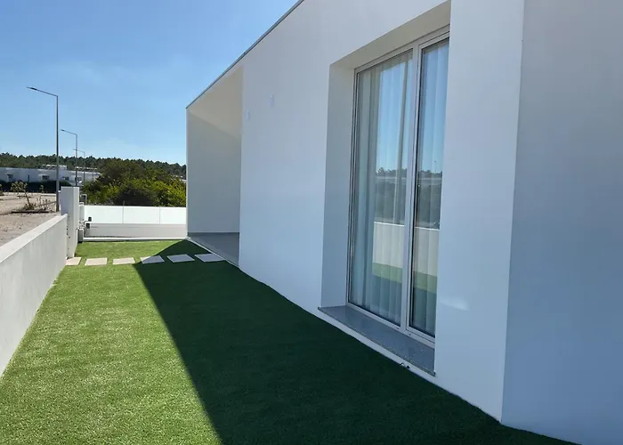 Golden Coast - Pedra Do Ouro, 15km Da Nazaré